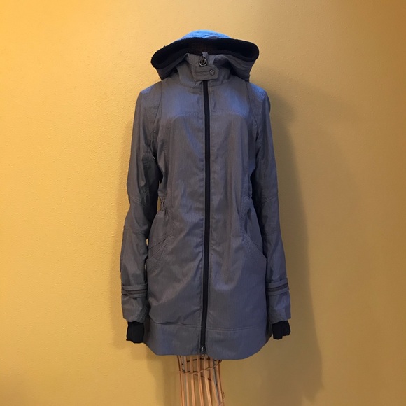 lululemon athletica Jackets & Blazers - Gray Lululemon Athletica lightweight coat. Size 8